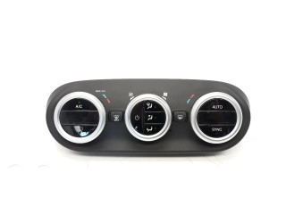 Блок управления климат-контролем 07357129580   Fiat 500X
