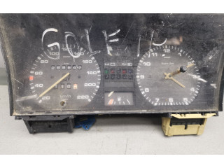 Панель приборов Volkswagen Golf II