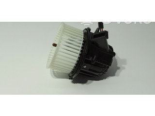 Вентилятор печки    8T1820021   Audi Q5 SQ5