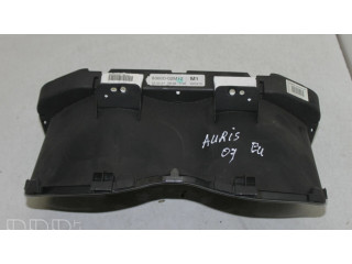 Přístrojová deska Toyota Auris 150 2007 8380002M12