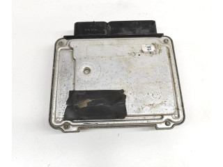 Блок управления двигателя 045906013Q, 045906013E Skoda Fabia Mk2 (5J)