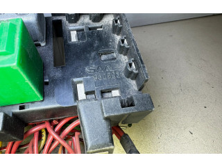 Pojistková skříňka 9505934, 9564154 Saab 9000 CS 1995