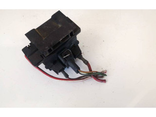 Блок предохранителей 9162929, 899064000 Volvo S70 V70 V70 XC