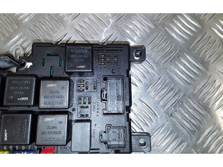 Блок предохранителей 518828108   Volvo XC90    