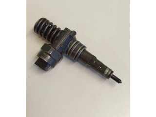 Форсунка 038130073F Audi A6 S6 C5 4B AYM