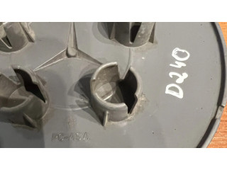 Отделка вокруг крышки топливного бака