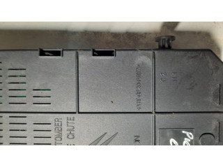 Блок предохранителей  281197595   Citroen C4 Grand Picasso    