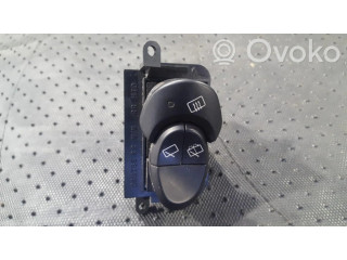 Включатель обогрева стекла с помощью электричества