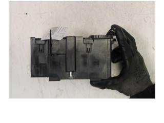 Блок предохранителей Ford Fiesta