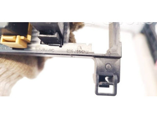 Блок предохранителей 7N0937503, 7N0937503 Skoda Yeti (5L)