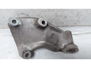 Кронштейн крепления коробки передач