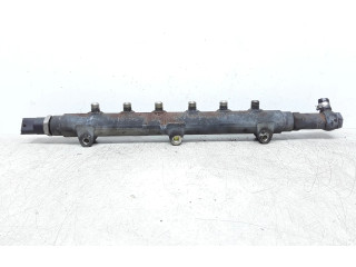 Топливная рампа 0445215015, 30622085   Volvo V70  