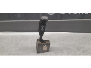 Ручка стеклоочистителей 7700826606 Renault Clio I