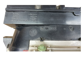 Панель приборов 87001323, 88311235 Volkswagen Golf III