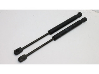 Амортизатор капота двигателя