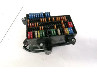 Блок предохранителей Volkswagen Phaeton