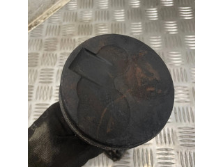 Píst 620 Mitsubishi Pajero pro naftový motor 2.8