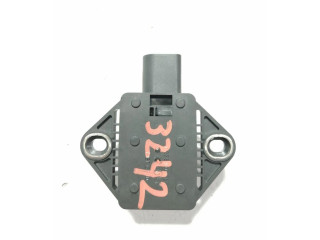 Блок управления двигателя 8E0907637A   Volkswagen PASSAT