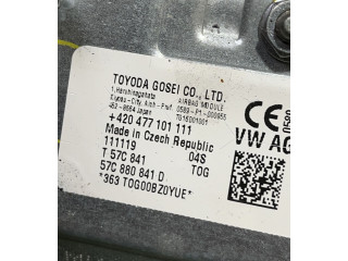 Подушка безопасности для колен 57C880841D Skoda Karoq