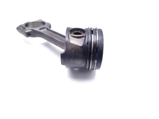 Píst K9K724 Renault Megane II K9K724