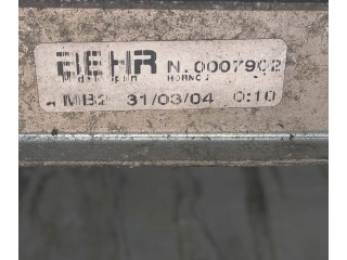 Интеркулер  8200685747   Renault Clio II 