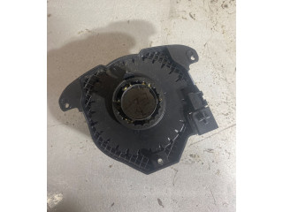 Зеркало электрическое Skoda Fabia Mk3 (NJ) 2015 - 2021 года