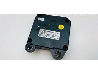 Другие блоки управления / модули 8S0820043   Audi TT TTS RS Mk3 8S   