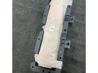 Подушка безопасности для колен A16686001023   Mercedes-Benz GLE (W166 - C292)