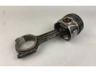  Поршень с шатуном  02604LA, 04LADE  Audi A3 S3 8V  