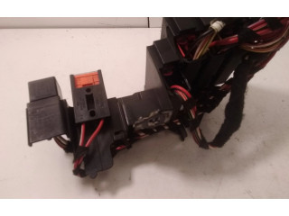 Pojistková skříňka 8K0971845A Audi A5 8T 8F 2008