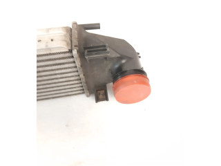 Интеркулер  31338474   Volvo V70 