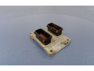 Блок управления двигателем ECU