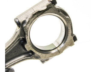 Píst 69012E24B Opel Astra J