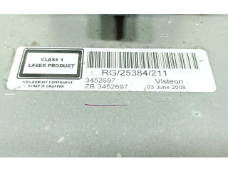 Радио/ проигрыватель CD/DVD / навигация