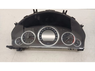 Přístrojová deska Mercedes-Benz E W212 2012 A2129004104, C06710106