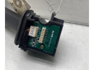 Ручка стеклоочистителей Volvo V70