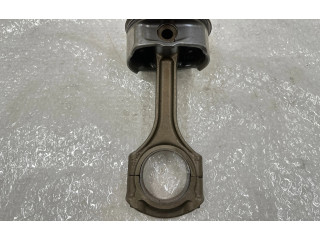 Píst Mercedes-Benz CLS AMG C219