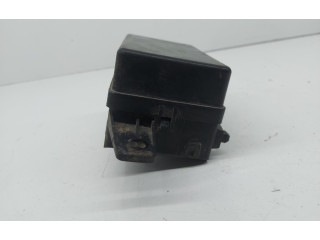 Блок предохранителей MR309656 Mitsubishi L200