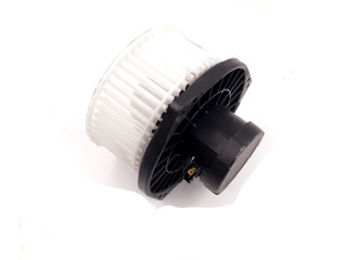 Вентилятор печки Mitsubishi L200