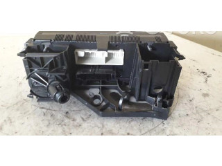 Блок управления климат-контролем    Volkswagen Caddy
