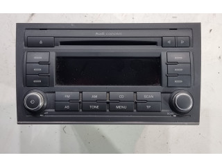 Радио/ проигрыватель CD/DVD / навигация