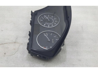 Přístrojová deska BMW 1 F20 F21 2015 17649411