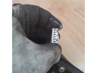 Zpětné zrcátko pravé Mazda 323 F 1996 013239, 020002