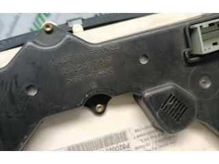 Панель приборов SV25-03-18, 216501761   Renault Clio II       