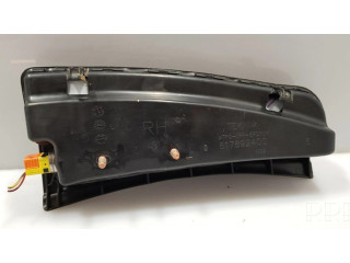 Регулировочная планка ремня безопасности