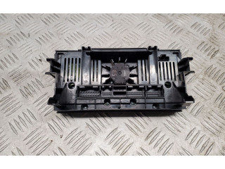 Блок управления климат-контролем 8U0820043E Audi Q3 8U