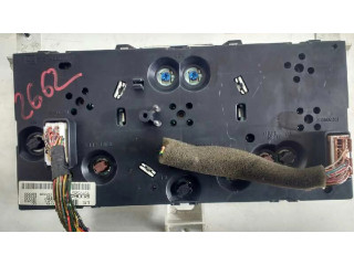 Přístrojová deska Nissan Almera Tino 2000 BU064