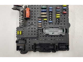 Блок предохранителей 8676391, 12217799 Volvo XC90