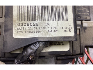 Блок предохранителей 08697207, 0308028   Volvo V70    