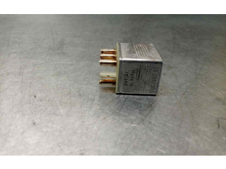 Pojistková skříňka 0015420219 Mercede-Benz S W116 1981